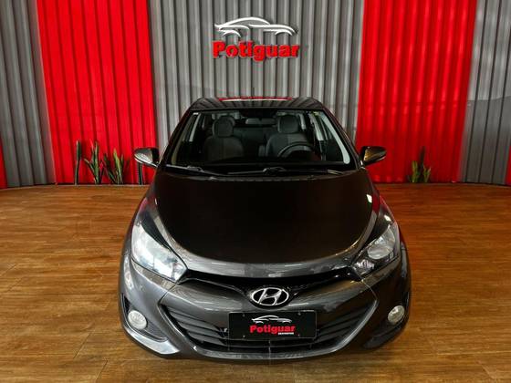 HYUNDAI HB20S 1.6 COMFORT PLUS 16V FLEX 4P AUTOMÁTICO